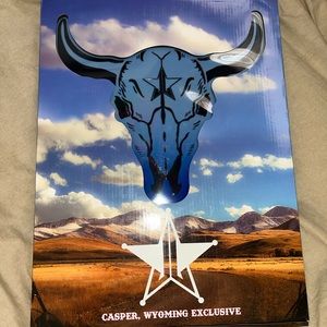 Jeffree Star Exclusive Casper Wyoming Blue Yak Mirror